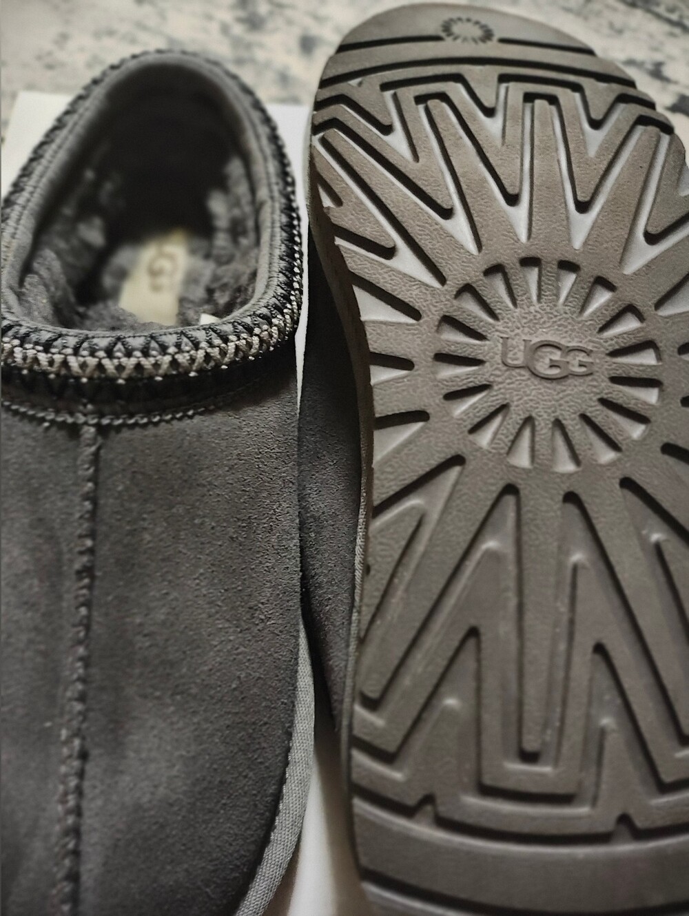 UGG Men’s Charcoal Suede Slip-On Slippers - Picture 3 of 6